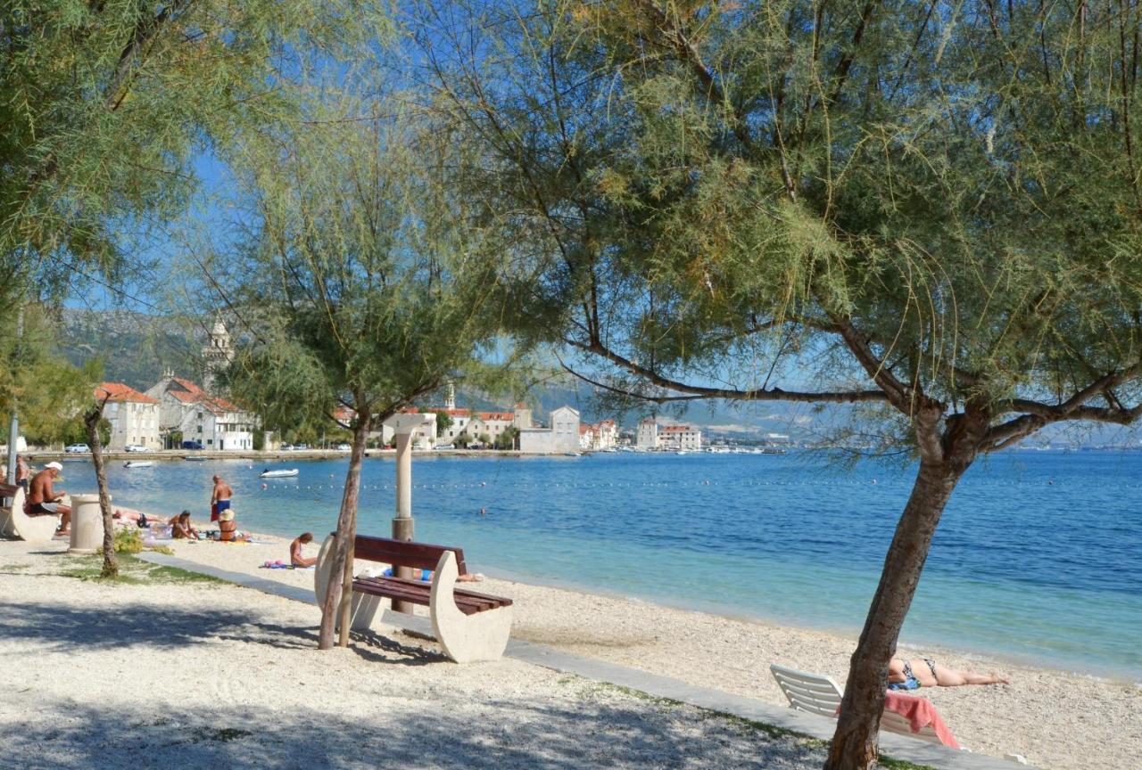 Luxury Apartment White Crystal Kastela Luaran gambar